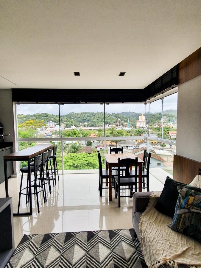 Apartamento Ao Lado Da Vila Germanica Blumenau Exterior photo